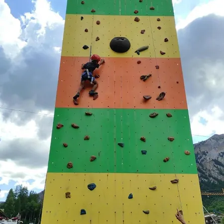 Dadalli's Family - A 2 Passi Da Campo Smith * Bardonecchia